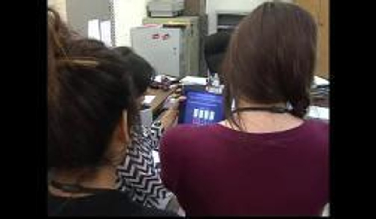 Buscan incrementar el número de electores hispanos