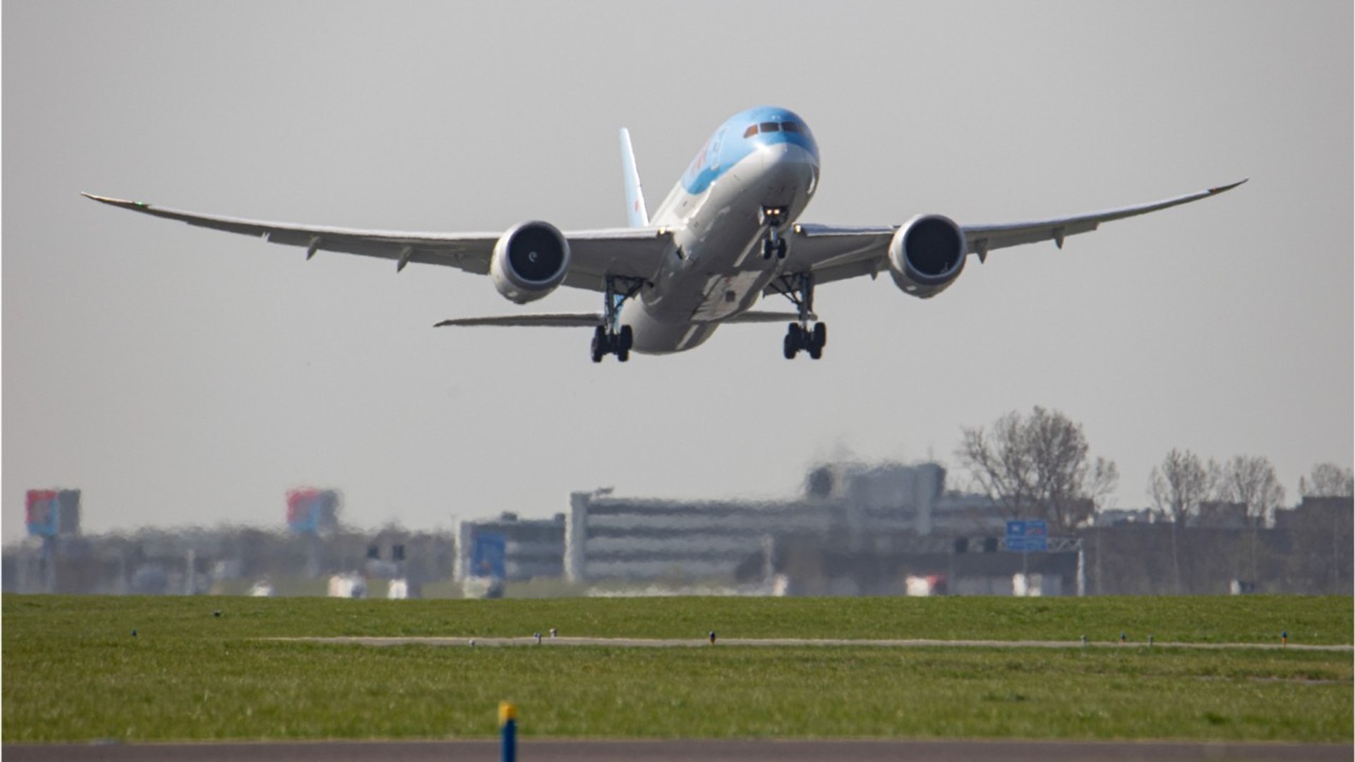 L'avion est «trop lourd» pour décoller : 19 passagers priés d'en