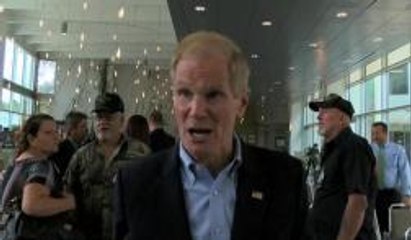 Tampa: Senador Bill Nelson visita Base McDill