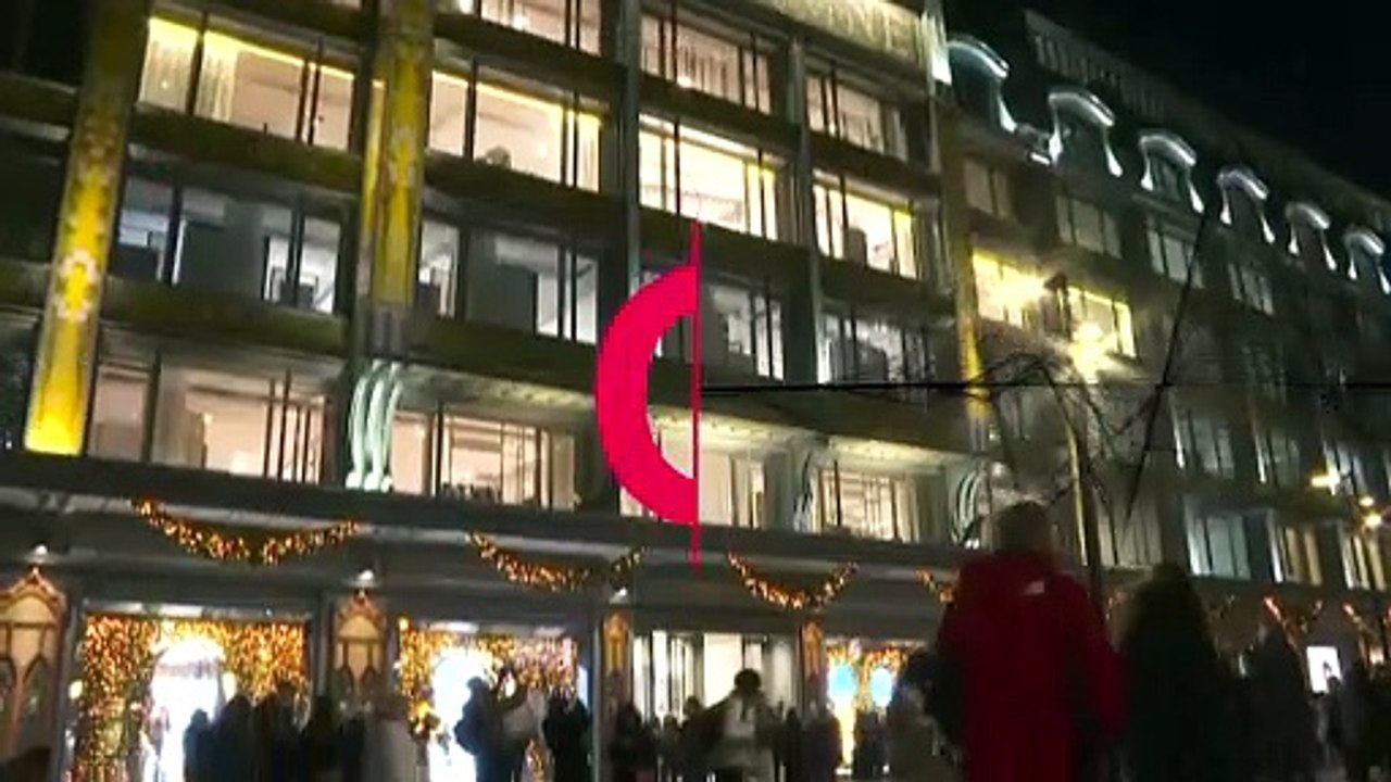 Paris department store La Samaritaine kicks off holiday season