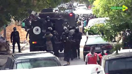 Encerclés puis cueillis par les gendarmes, l'arrestation de Barthélémy Dias et Ousmane Sonko