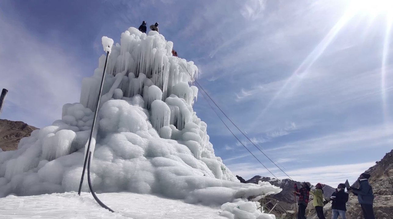 Chili : des chercheurs veulent fabriquer des glaciers artificiels en faisant geler de l'eau
