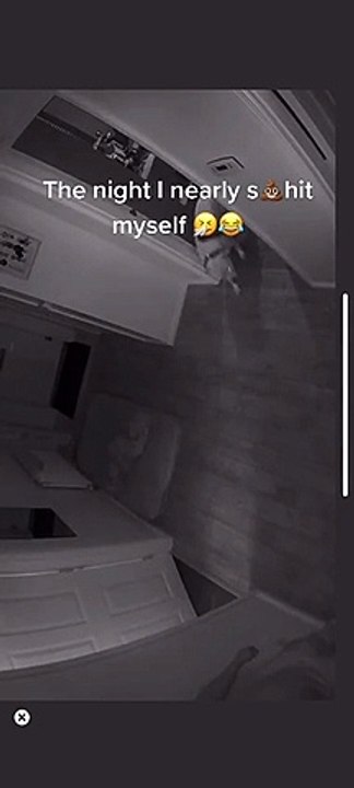 Jump Scare Caught on Security Cam