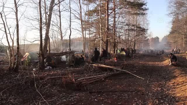 Düzensiz göçmenlerin Belarus-Polonya sınırındaki bekleyişi sürüyor (2)