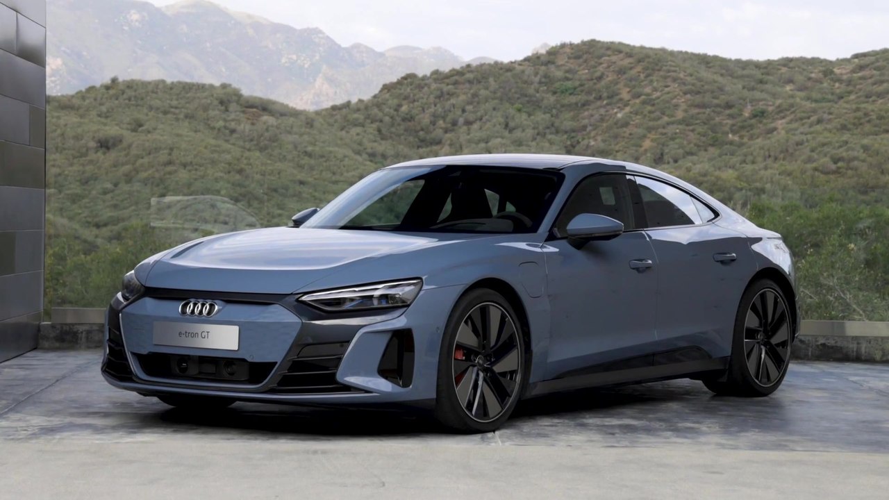 Erfolg für Audi - Der e-tron GT gewinnt das „Goldene Lenkrad“ als schönstes Auto des Jahres