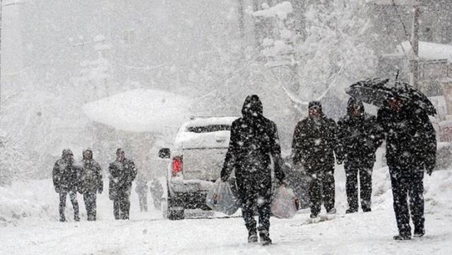 Meteoroloji'den kritik uyarı! Ağrı ve Hakkari çevresinde yoğun kar, İç Anadolu ve Karadeniz'de buzlanma ile don olayına dikkat