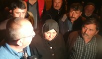 AKP’li başkanın barınma sözü verdiği depremzede sokakta kaldı