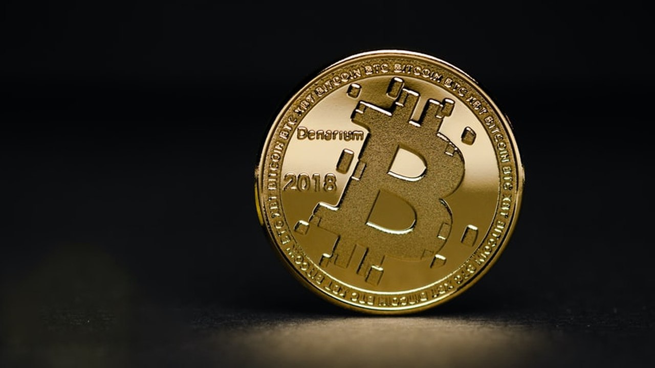 What Is Bitcoin? ಸಾಮಾನ್ಯ ಹಣಕ್ಕೂ ಇದಕ್ಕೂ ಏನು ವ್ಯತ್ಯಾಸ? | Oneindia Kannada