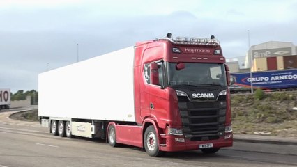 Los transportistas anuncian tres días de paro antes de la Navidad