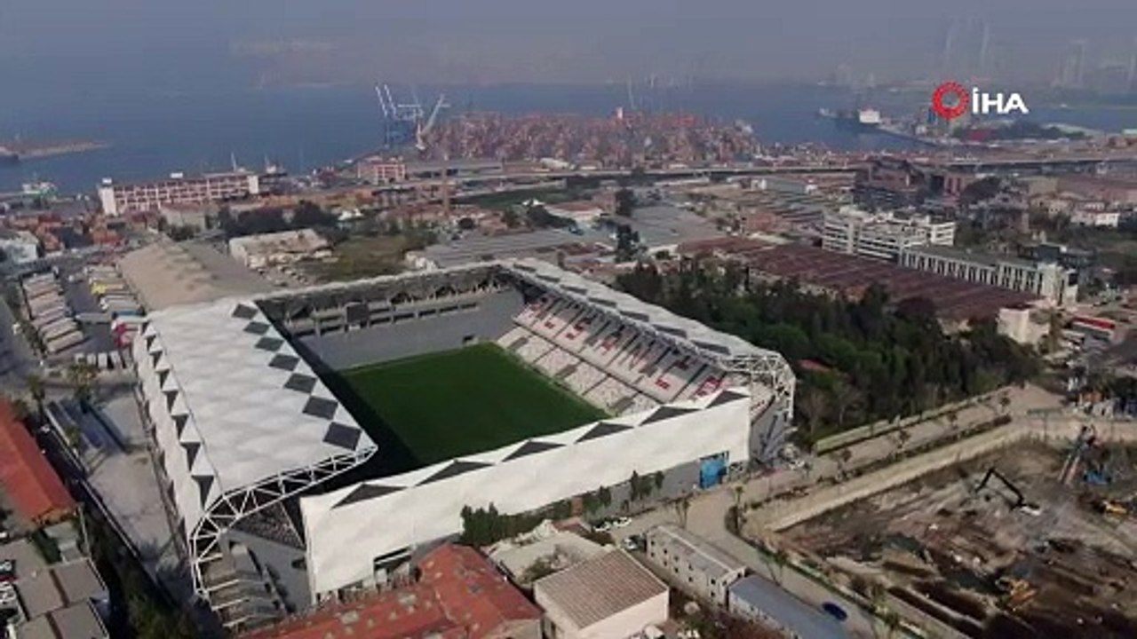 İzmir Alsancak Stadı'nın açılış tarihi 26 Kasım 2021