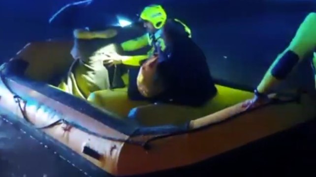 Mazara del Vallo (TP) - Abitazioni e strade allagate: anziani soccorsi con gommoni (11.11.21)