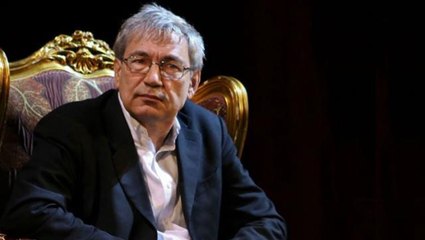 Kitabında Atatürk ve Türk Bayrağı'na hakaret ettiği gerekçesiyle soruşturma başlatılan Orhan Pamuk'tan ilk açıklama