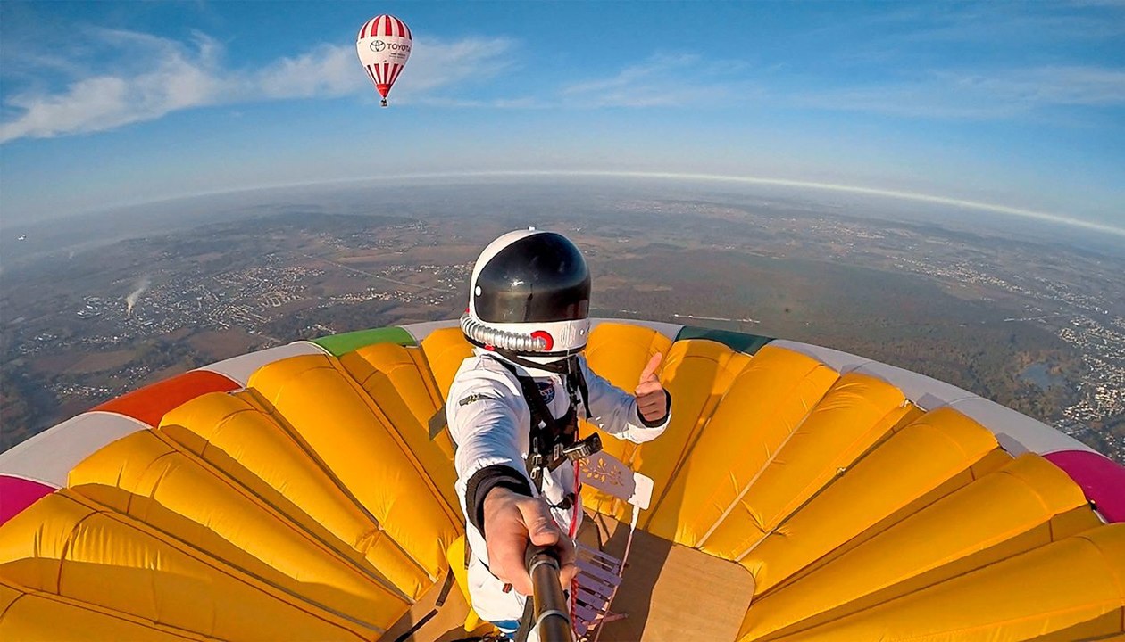 4.000 Meter über dem Boden: Weltrekord auf Heißluftballon