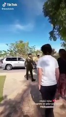 استقبال الملكة رانيا للأمير الحسين بعد ترفيعه لرتبة نقيب في القوات المسلحة الأردنية