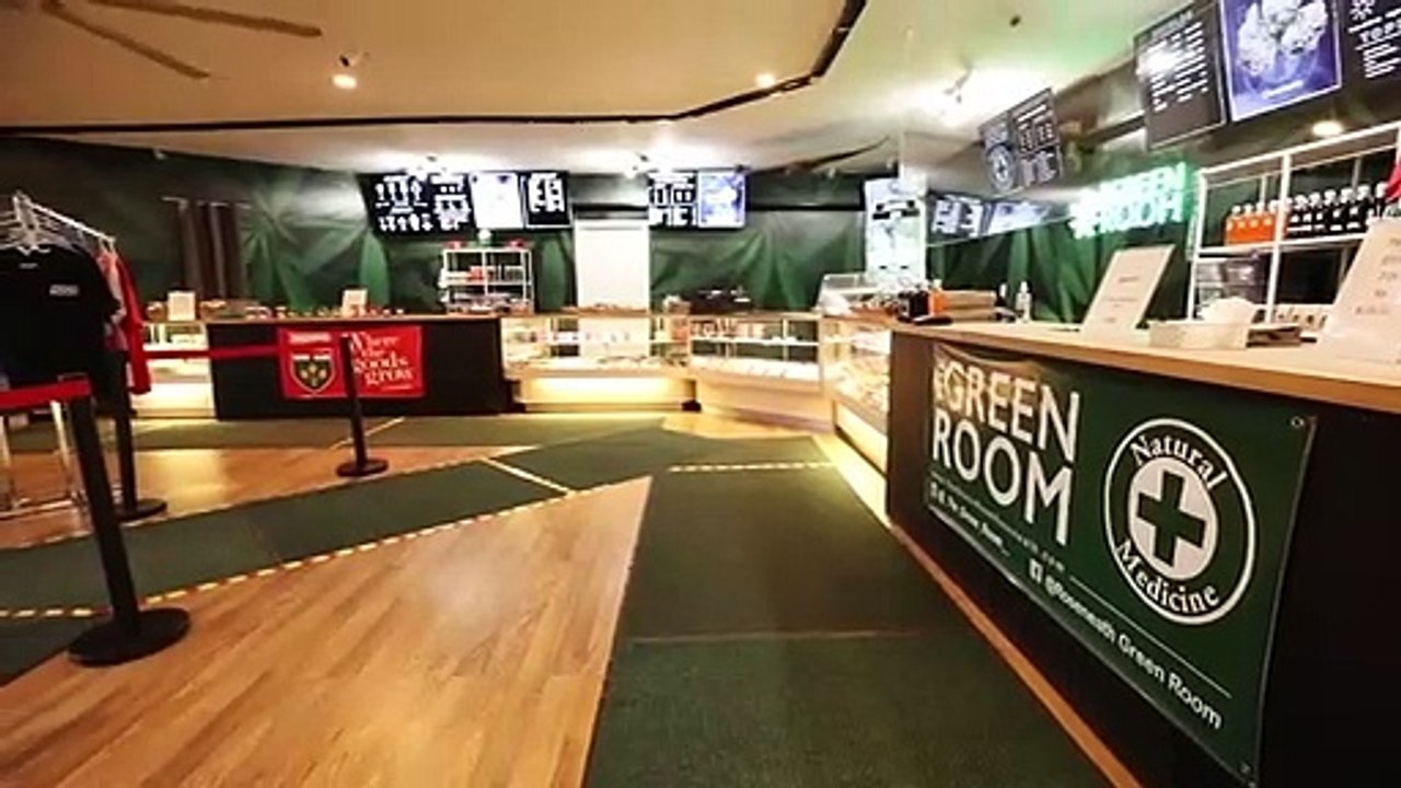 Thegreenroom-1