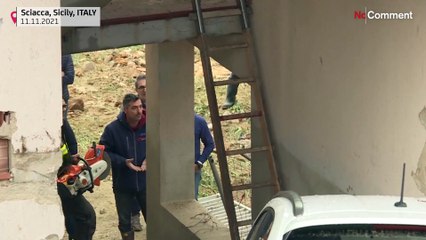 Flooded streets, rescuing as heavy rains hit Sicily