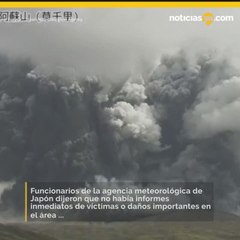 Entra en erupción el Monte Aso, en Japón