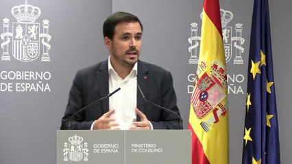 Y mientras tanto Garzón a la suya, presentando el recetario ‘Comida rápida, barata y saludable’