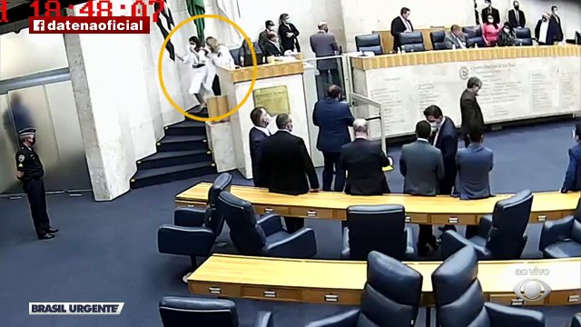 José Luiz Datena critica a aprovação da Reforma da Previdência dos servidores públicos em São Paulo: Mais um ato do pacote de maldades da prefeitura .