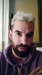 Un tiktoker pide "no darle ayudas" a los palmeros "que abandonaron sus animales"