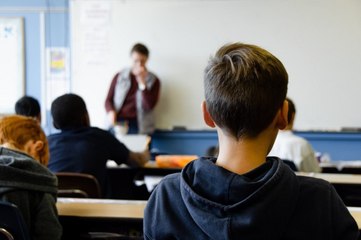 Télécharger la video: Psicólogo lembra efeitos da pandemia na volta às aulas e diz que apoio emocional é indispensável