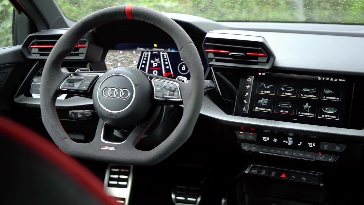 Audi RS 3 Sportback und RS 3 Limousine - Umfangreiches Infotainment-Angebot