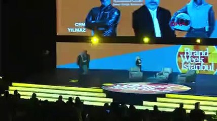 Cem Yılmaz, bu bir iddia değil, realite deyip bombayı patlattı