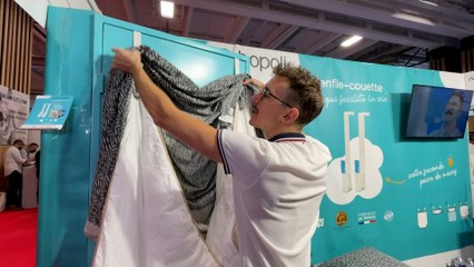 Ce Français invente un moyen pour enfiler facilement une couette dans un drap et cartonne