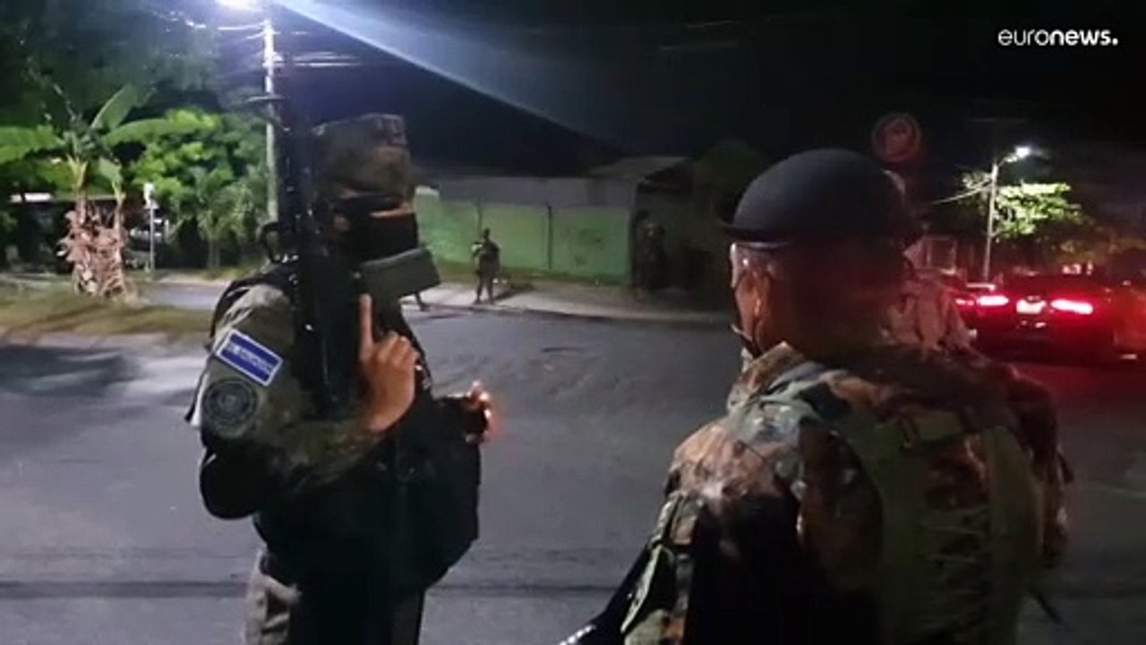 Despliegan a las Fuerzas Armadas en El Salvador por la reciente "escalada de violencia homicida"