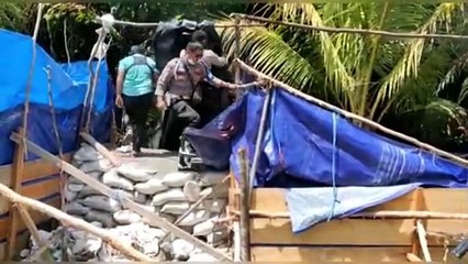 Polres Buru Tertibkan Tambang Emas Ilegal Gunung Botak