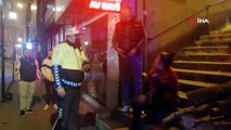 Direğe çarpan ve ceza yiyen alkollü sürücüden polise: Arabamın haline bak, sen ne diyorsun; hainlik yapıyorsun