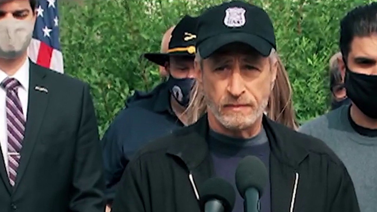 Jon Stewart Joins Lawmakers to Help Military Veterans Affected by Burn Pits
