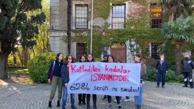 Boğaziçili öğrenciler: Kadınlar katledilene kadar uygulanmayan yasa tedbirleri öğrencilere karşı alınıyor