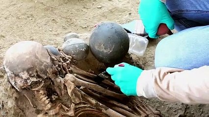 اكشتاف مقبرة جماعية من حقبة ما قبل كولومبوس في البيرو