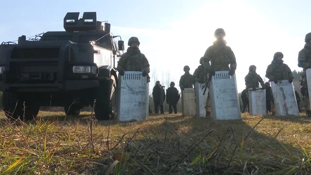 Как в Украине пограничники готовятся встретить нелегальных мигрантов из Беларуси (12.11.2021)