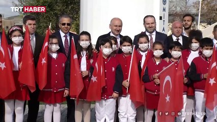 Dev Türk bayrakları Edirnekapı ve TRT'de göndere çekildi