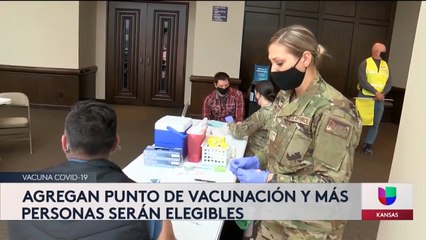 Vacunan a cientos de personas en iglesia de Wichita