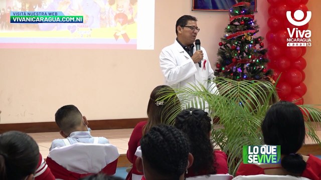 Graduación de 53 promotores de salud fortalece compromiso y acompañamiento a personas VIH positivo
