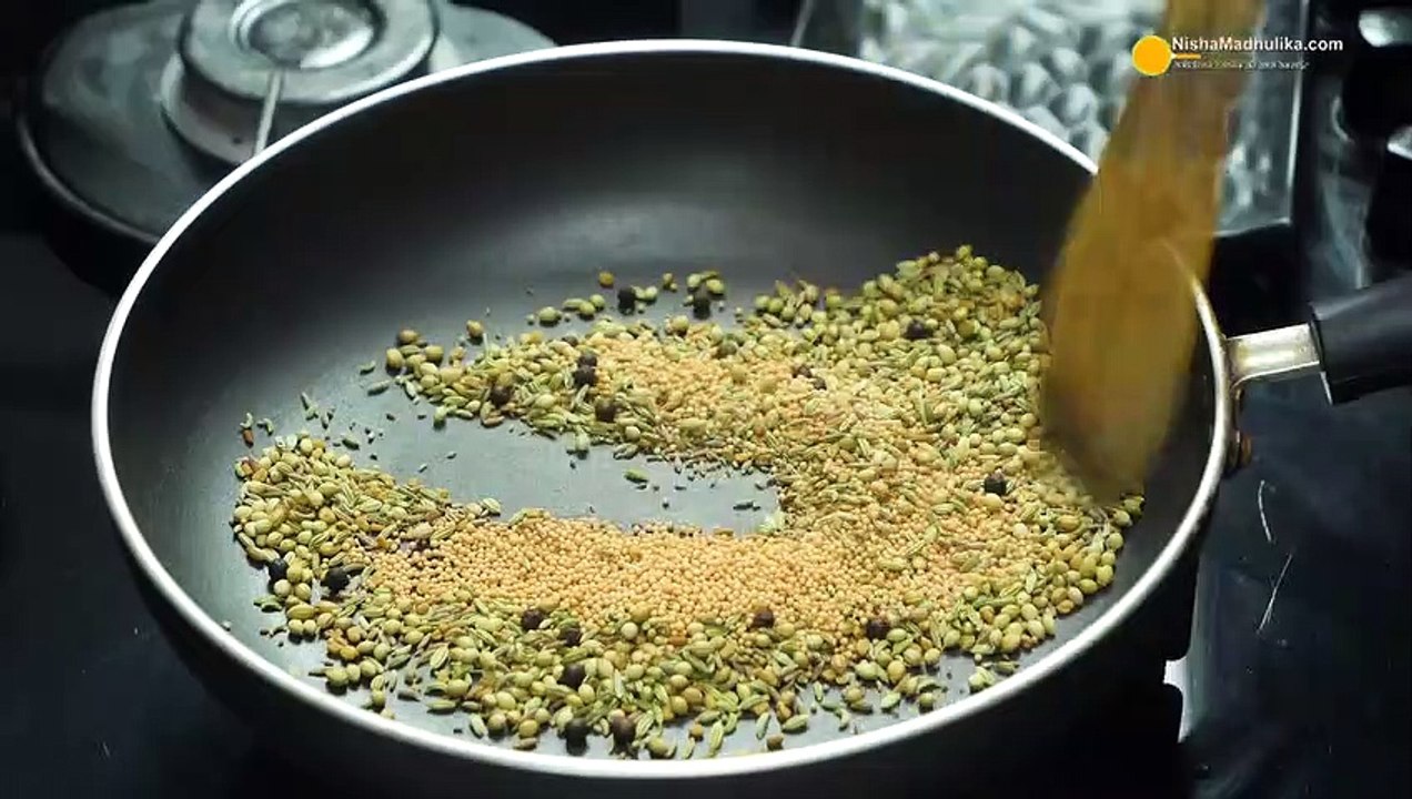 हरी मटर का अचार, लम्बी शेल्फ लाइफ वाला । Spicy Green Peas Pickle Recipe । Fresh Matar ka Achar