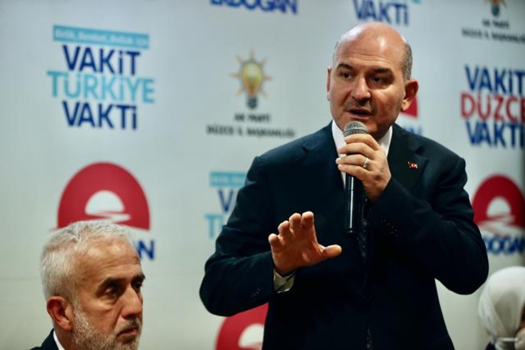 Son dakika! İçişleri Bakanı Soylu, AK Parti Düzce İl Başkanlığını ziyaret etti
