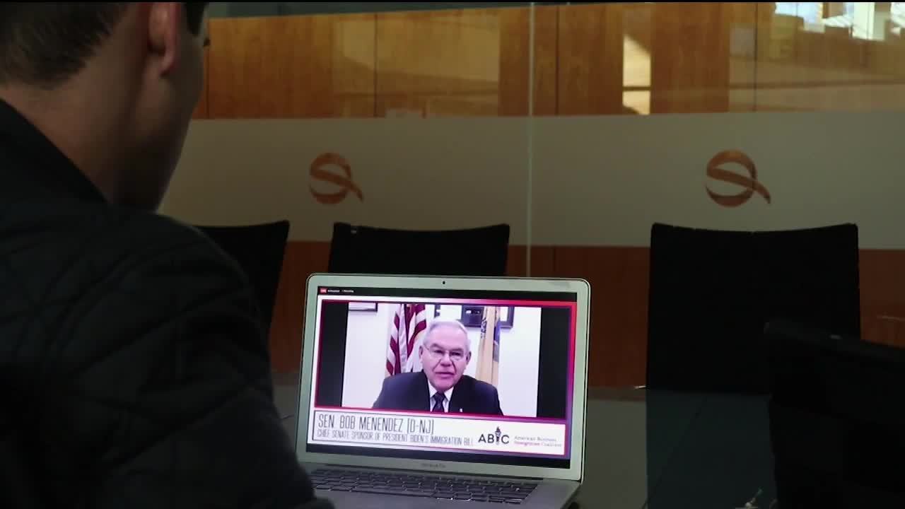 Noticias Univision Nevada 11pm - Miércoles, 17 de febrero del 2021