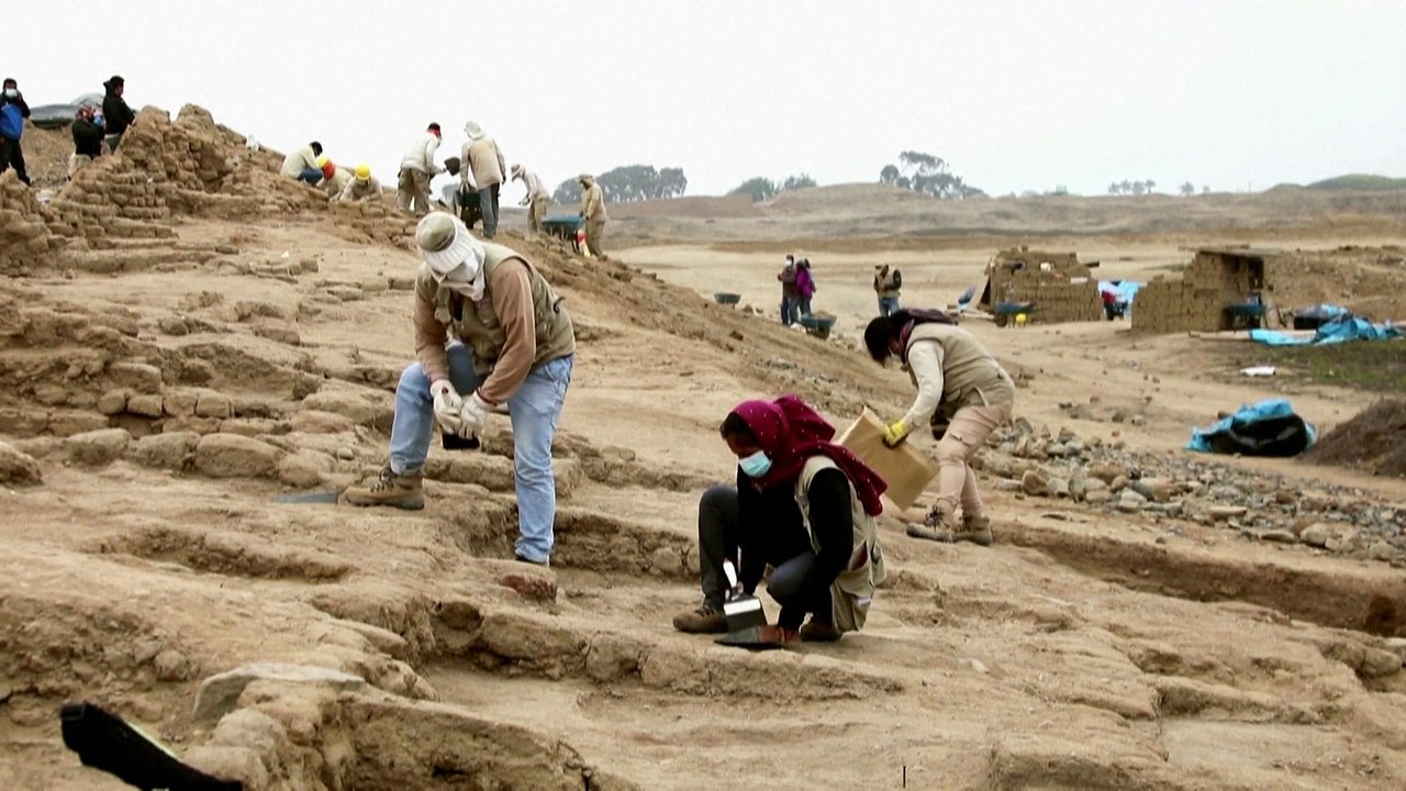 Archäologen stoßen auf Massengrab in Peru