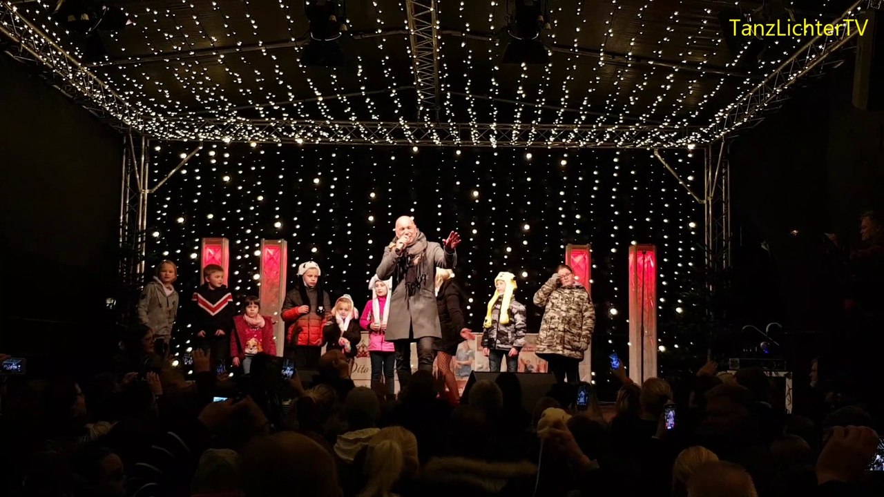 Olaf Henning Feat. Lara - Cowboy und Indianer @ Weihnachtsmarkt Steele 06.11.2021