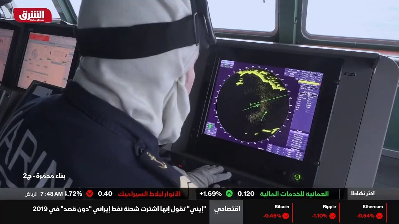 ...الصغيرة عندما نكون قرب الساحل نحن نأخذ ه...