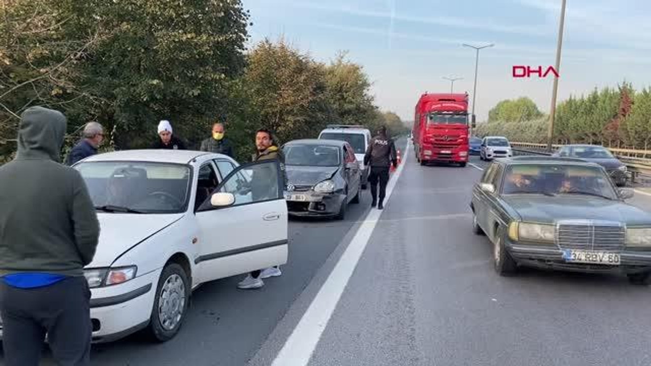 Son dakika... İZMİT'TE TEM OTOYOLUNDA KAZA 3 YARALI