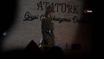 Büyükşehir Belediyeden Atatürk defilesi ve Sümer Ezgü konseri