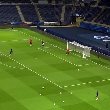 Le but exceptionnel de Mbappé à l'entrainement avec les Bleus