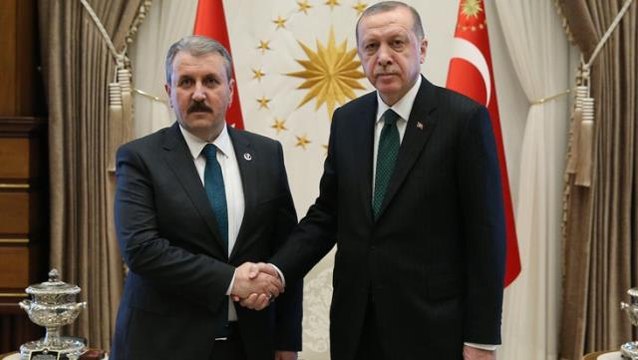 İttifak ortağı Destici asgari ücret için rakam verdi: En az 4 bin TL olmalıdır