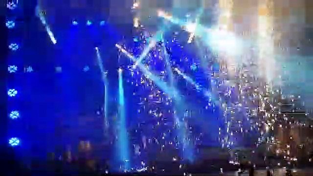 Emoção marca abertura de show da dupla Maiara e Maraisa em Apucarana
