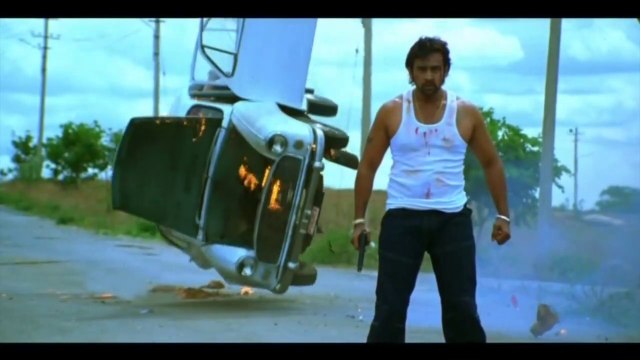 Chiranjeevi Sarja and Nikesha Patel make plan to kill Police Officer ಪೊಲೀಸ್ ಅಧಿಕಾರಿಯನ್ನು ಕೊಲ್ಲಲು ಚಿರಂಜೀವಿ ಸರ್ಜಾ ಮತ್ತು ನಿಕೇಶಾ ಪಟೇಲ್ ಪ್ಲಾನ್ ಮಾಡಿದ್ದಾರೆ